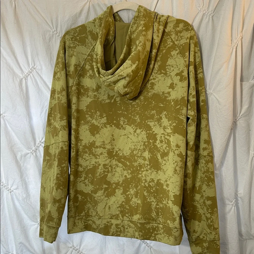 lululemon TieDye Green Hoodie-Size Medium - Picture 4 of 5